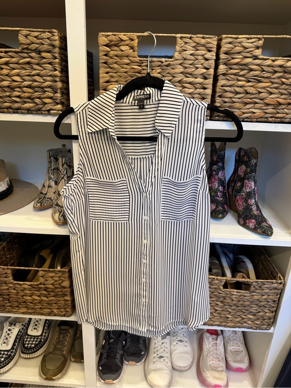 Express Navy & White Vertical Stripe Sleeveless Button Front Blouse